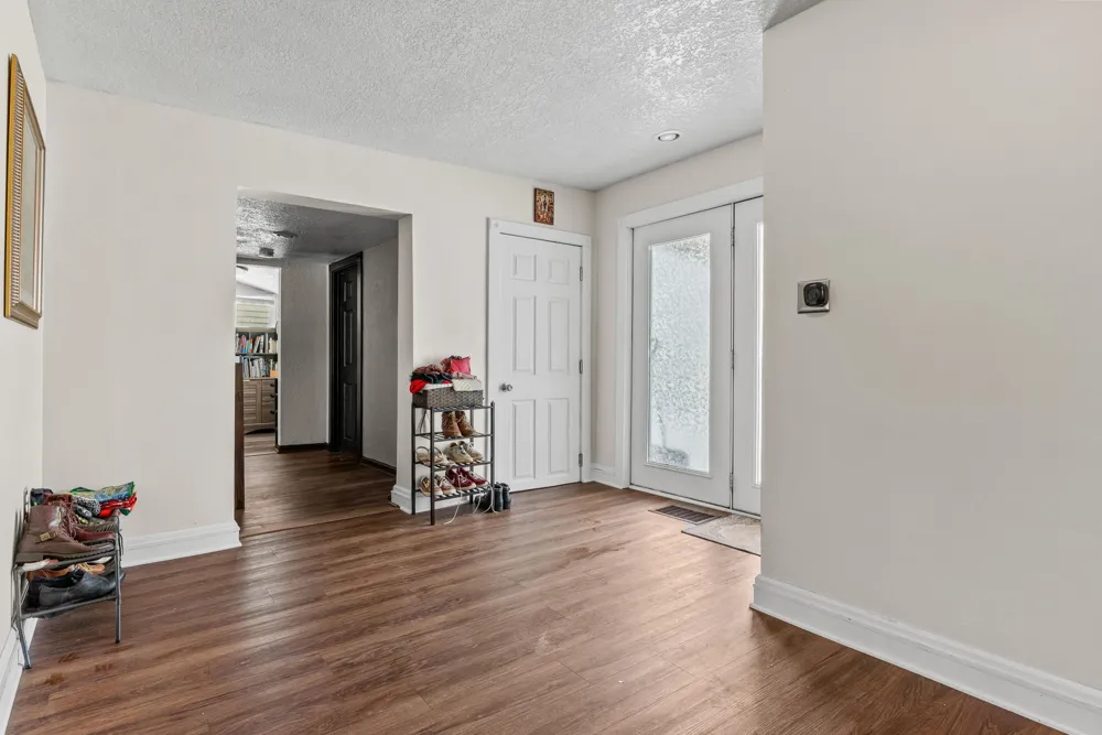 34 Oak Street Hillsdale City, MI 49242