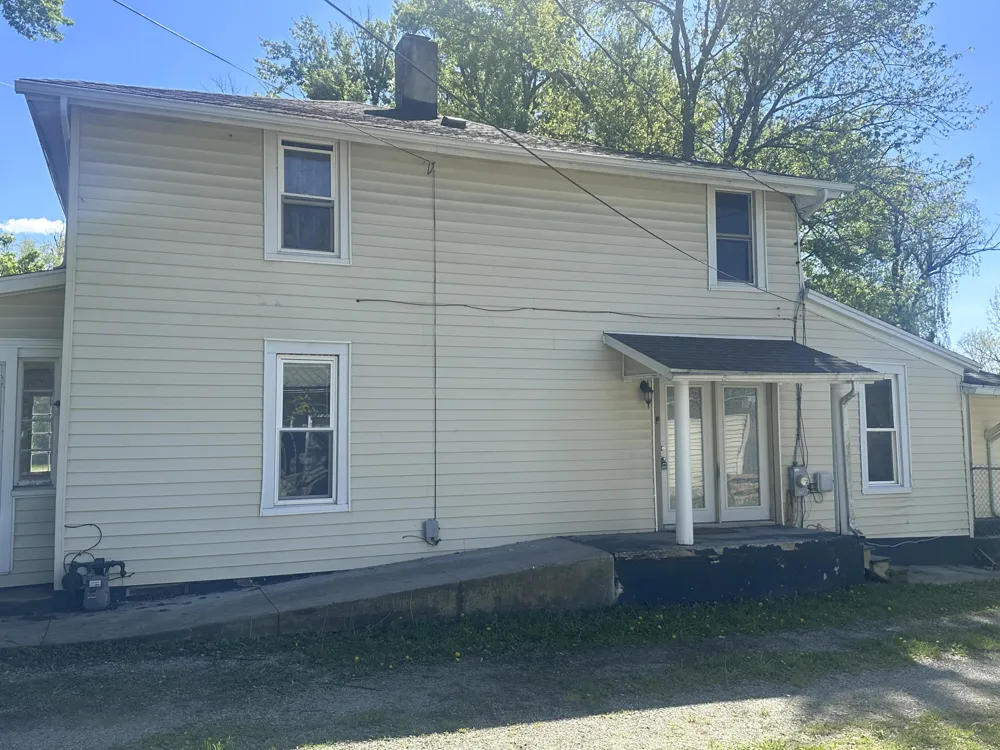 34 Oak Street Hillsdale City, MI 49242