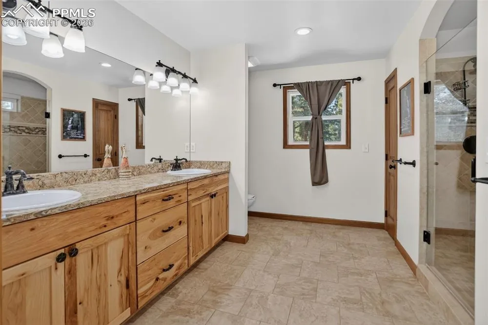 4797 County Road 42 Divide, CO 80814
