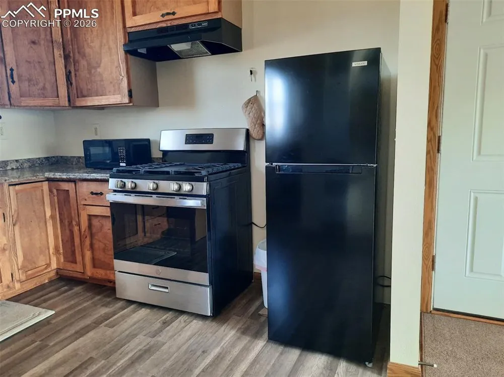 128 E Ranger Hill Road Hartsel, CO 80449