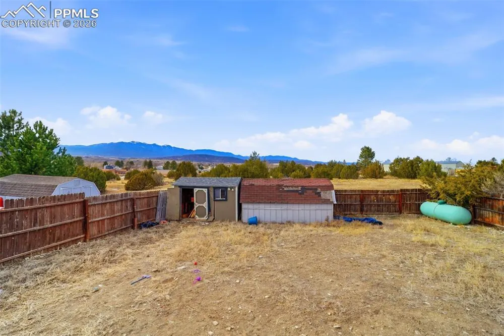 2935 Blue Spruce Drive Colorado City, CO 81019
