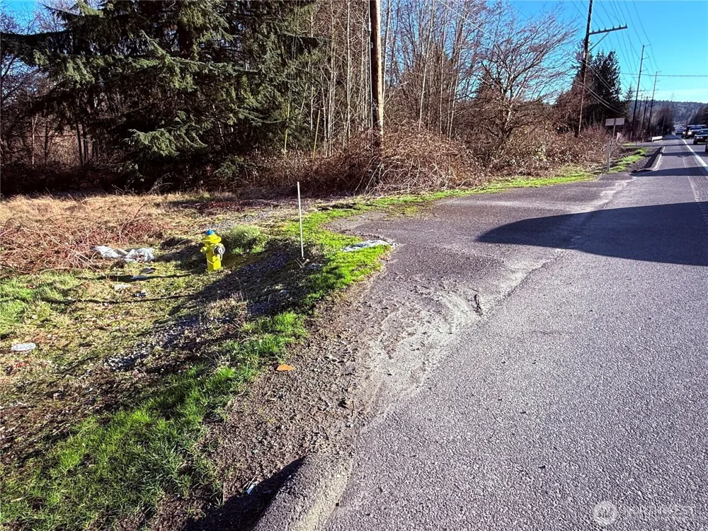 1 xxx State Route 9 SE Woodinville, WA 98072