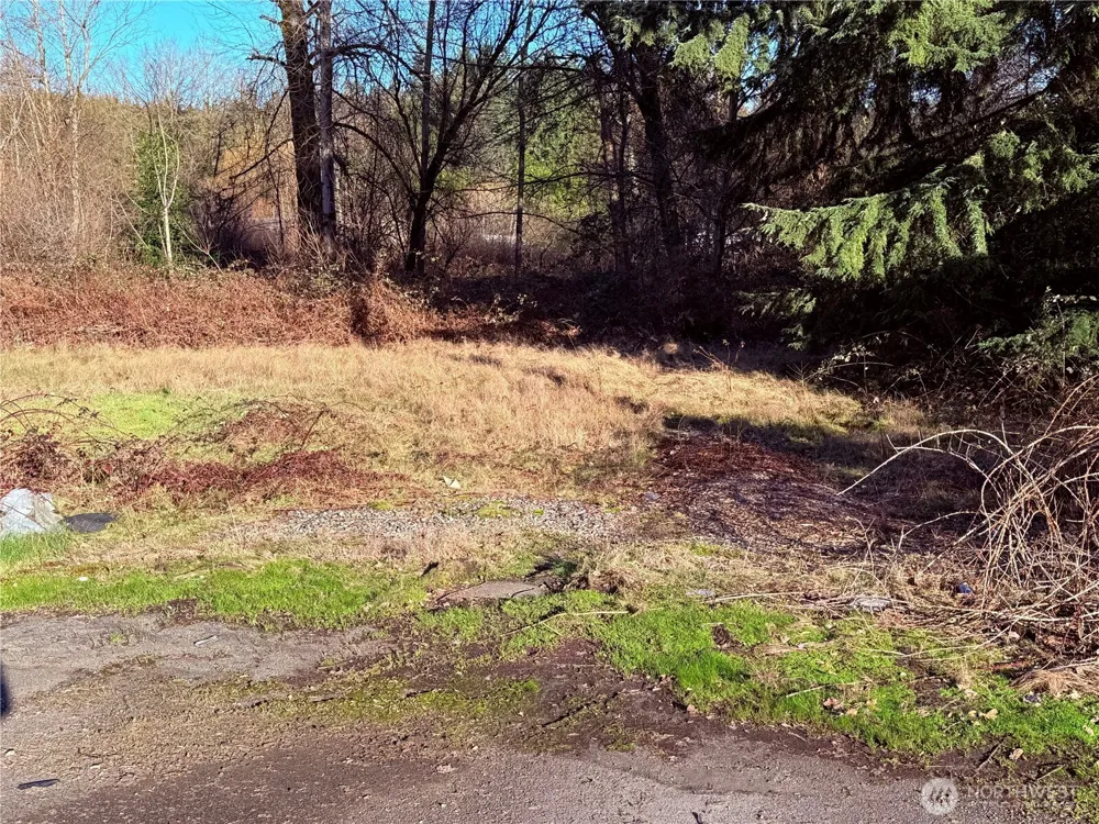 1 xxx State Route 9 SE Woodinville, WA 98072