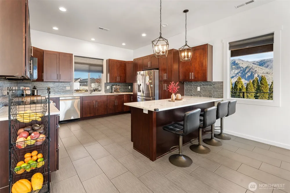 1038 Crest Loop Entiat, WA 98822