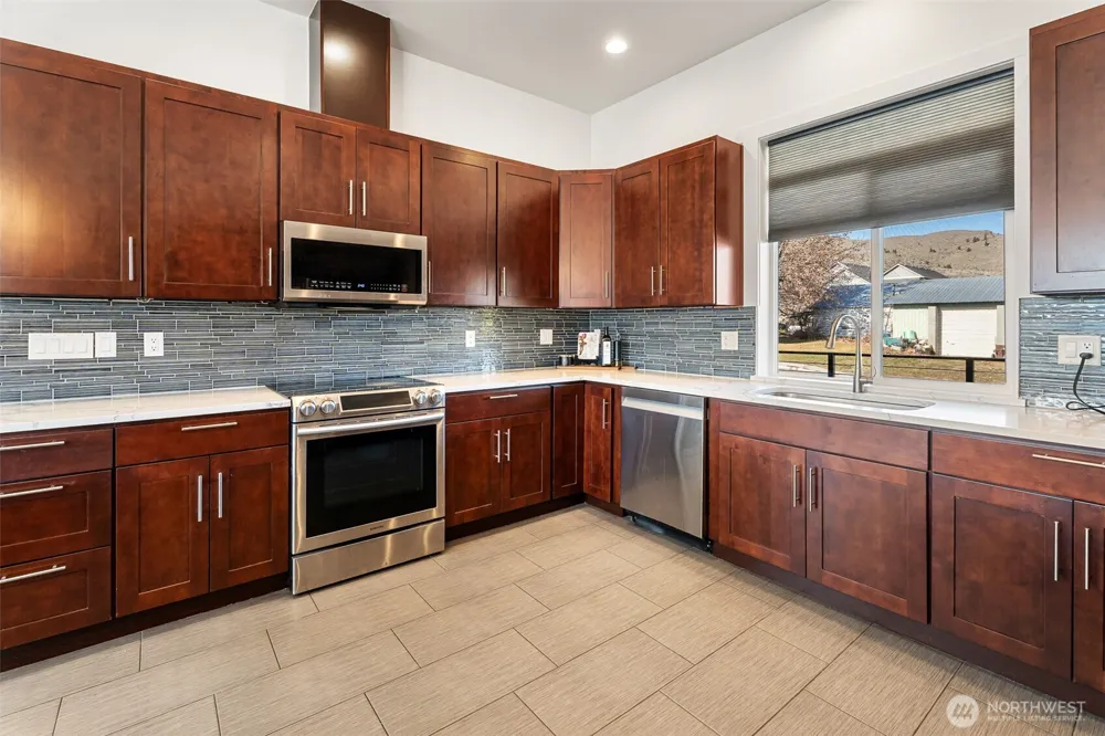 1038 Crest Loop Entiat, WA 98822