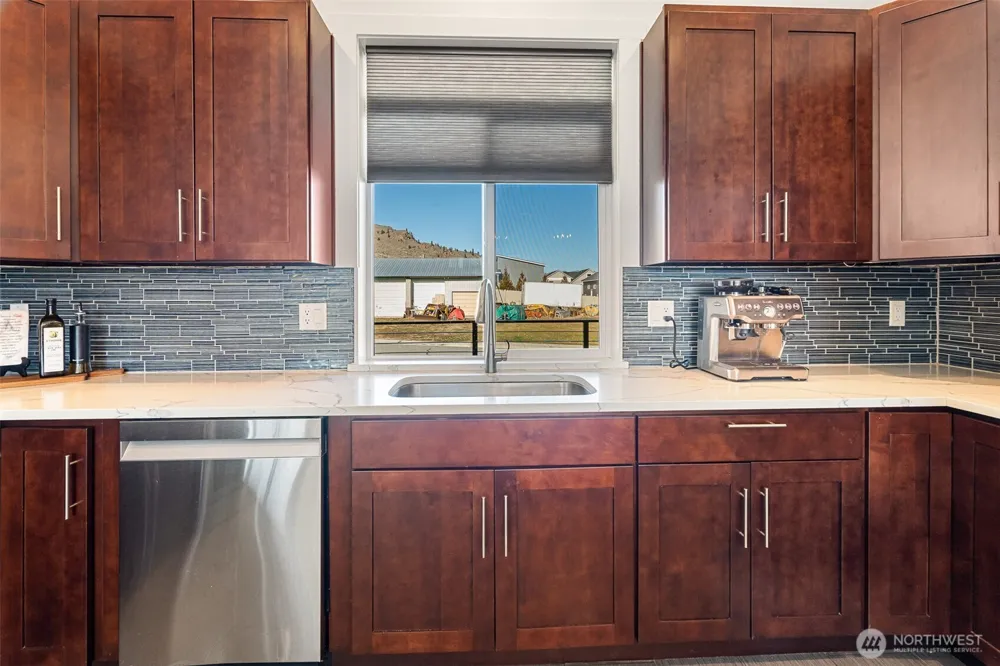 1038 Crest Loop Entiat, WA 98822
