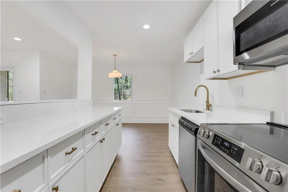 2396 Lawrenceville Highway #V