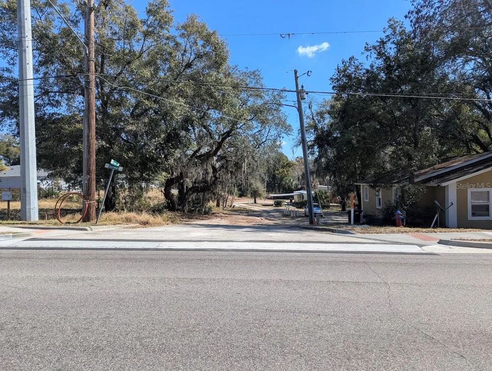 152 SAUNDERS STREET Apopka, FL 32703
