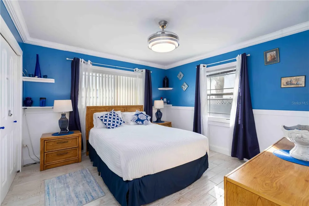 111 9TH STREET Bradenton Beach, FL 34217