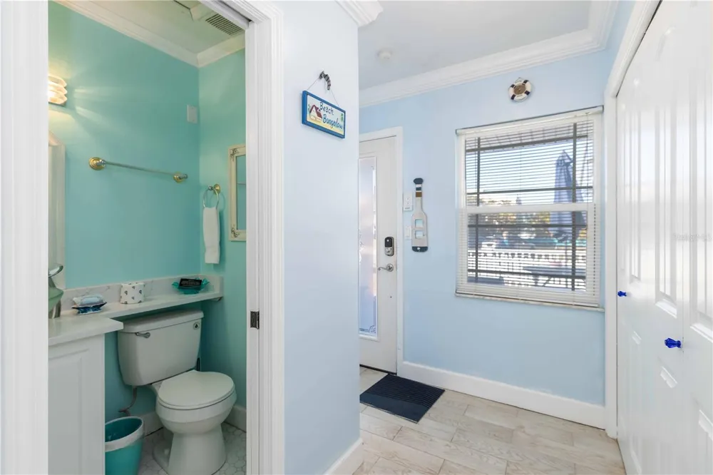 111 9TH STREET Bradenton Beach, FL 34217