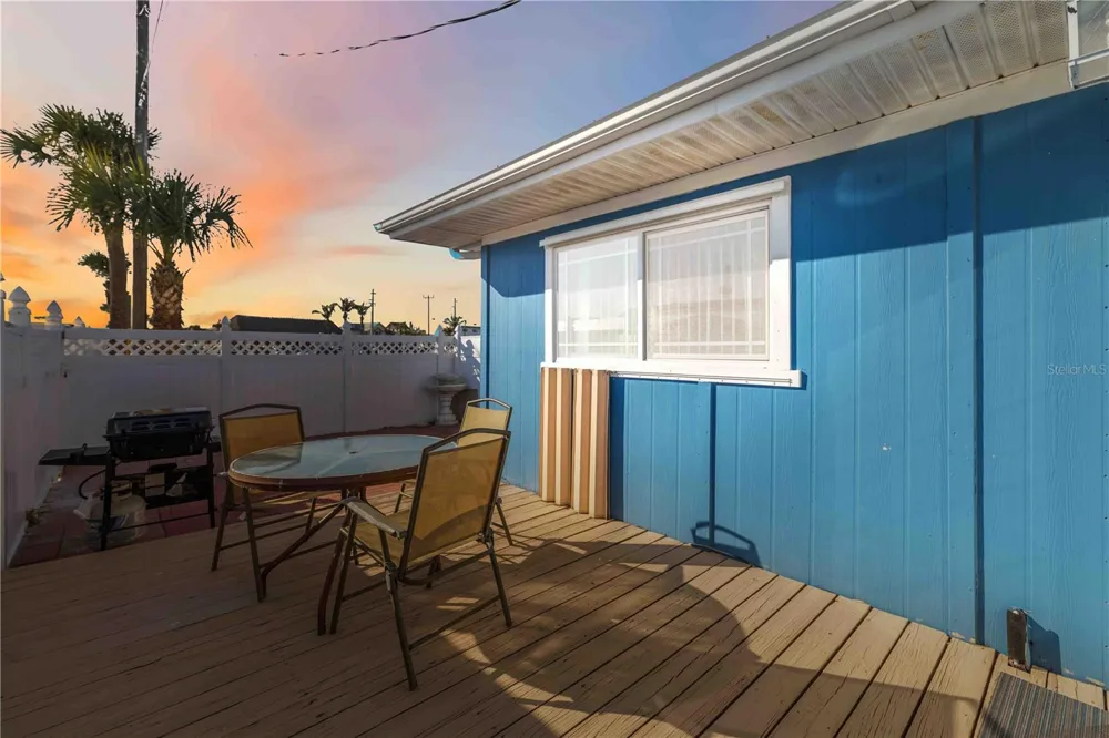 111 9TH STREET Bradenton Beach, FL 34217