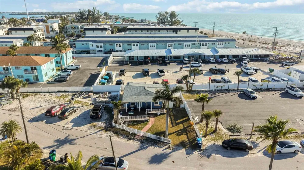 111 9TH STREET Bradenton Beach, FL 34217
