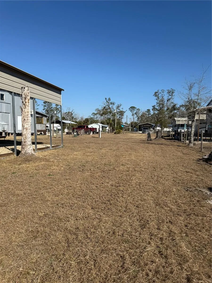 507 4TH STREET NW Steinhatchee, FL 32359