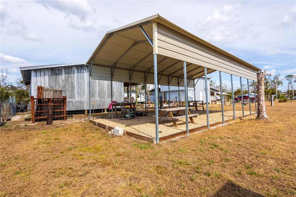 507 4TH STREET NW Steinhatchee, FL 32359