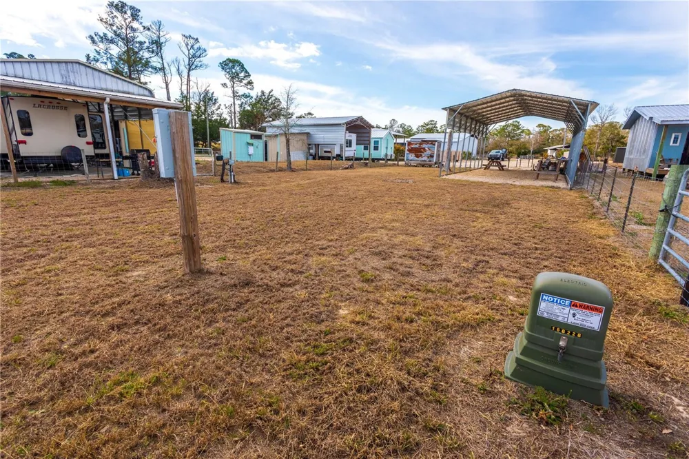507 4TH STREET NW Steinhatchee, FL 32359