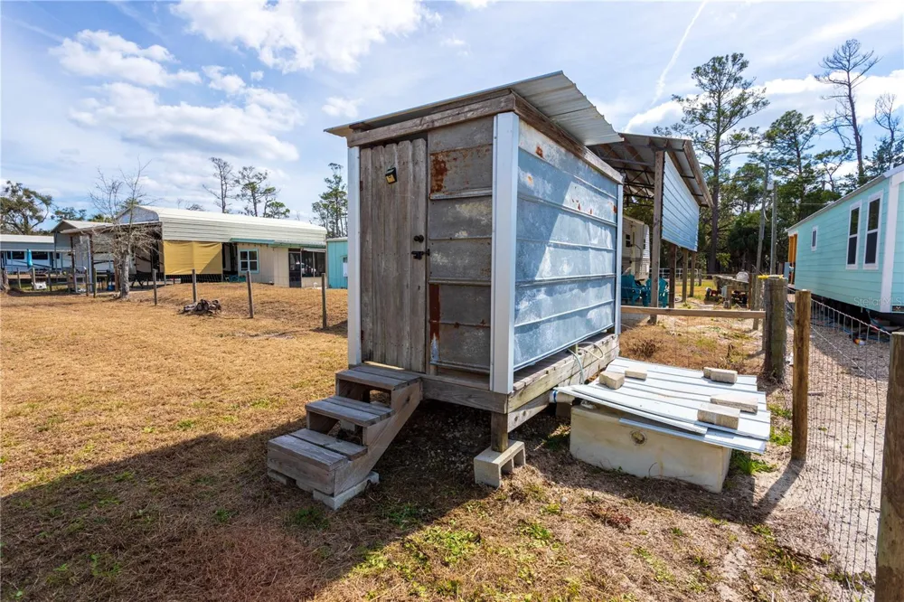 507 4TH STREET NW Steinhatchee, FL 32359
