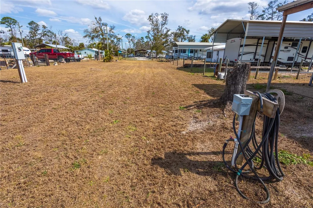507 4TH STREET NW Steinhatchee, FL 32359