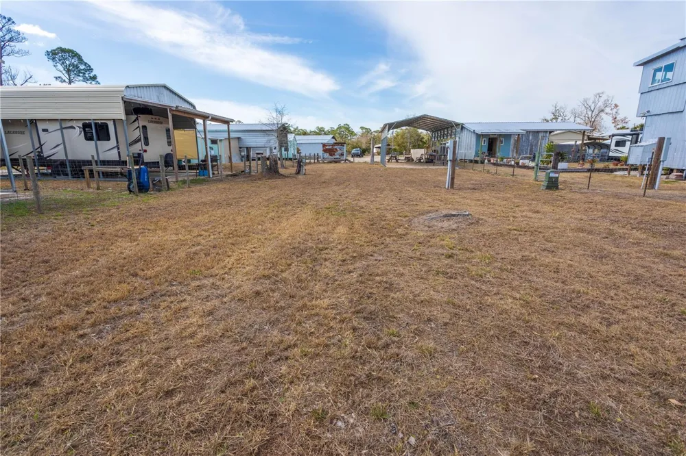 507 4TH STREET NW Steinhatchee, FL 32359