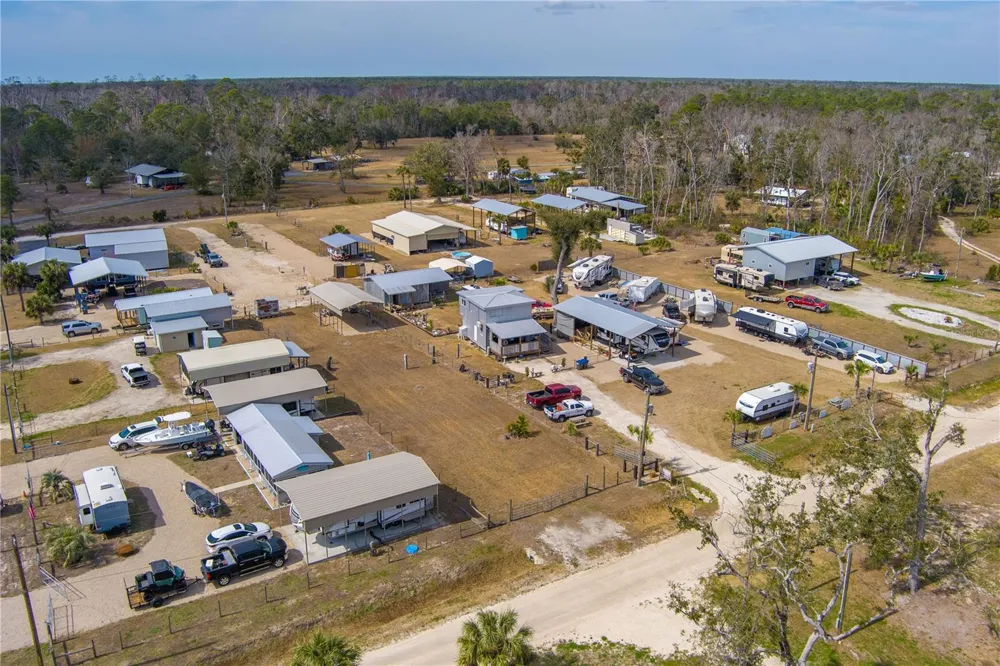 507 4TH STREET NW Steinhatchee, FL 32359