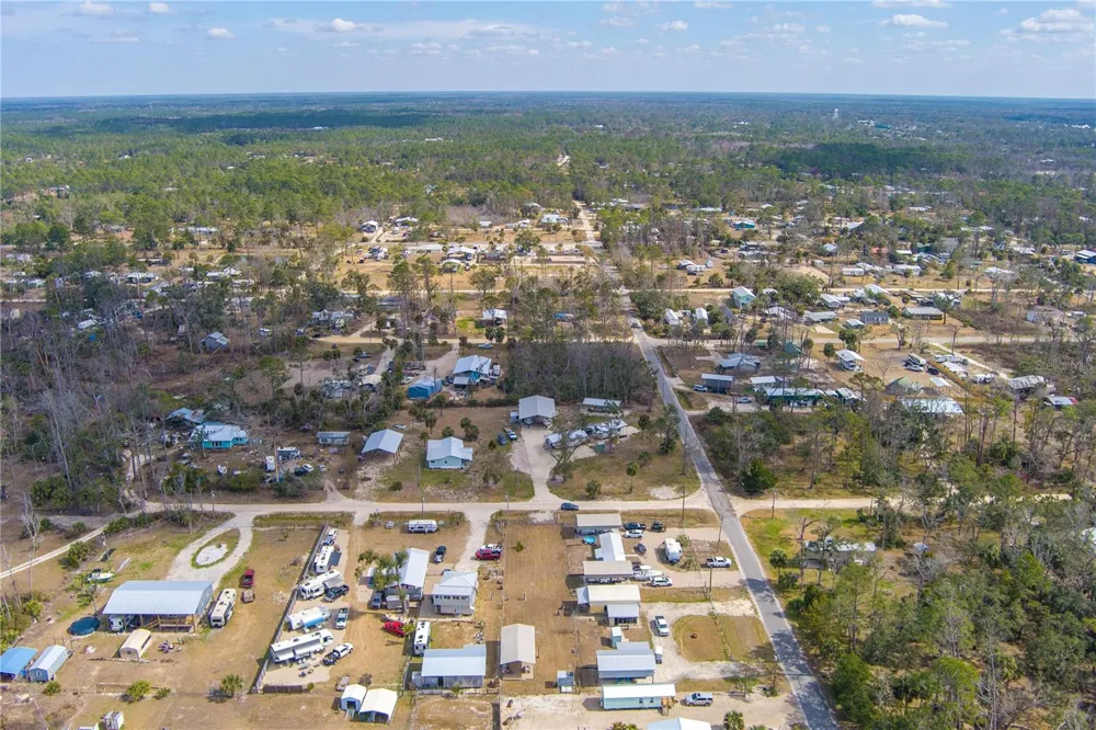 507 4TH STREET NW Steinhatchee, FL 32359