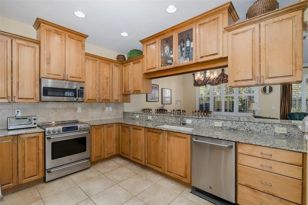 2676 TANGLEWOOD TRAIL Palm Harbor, FL 34685