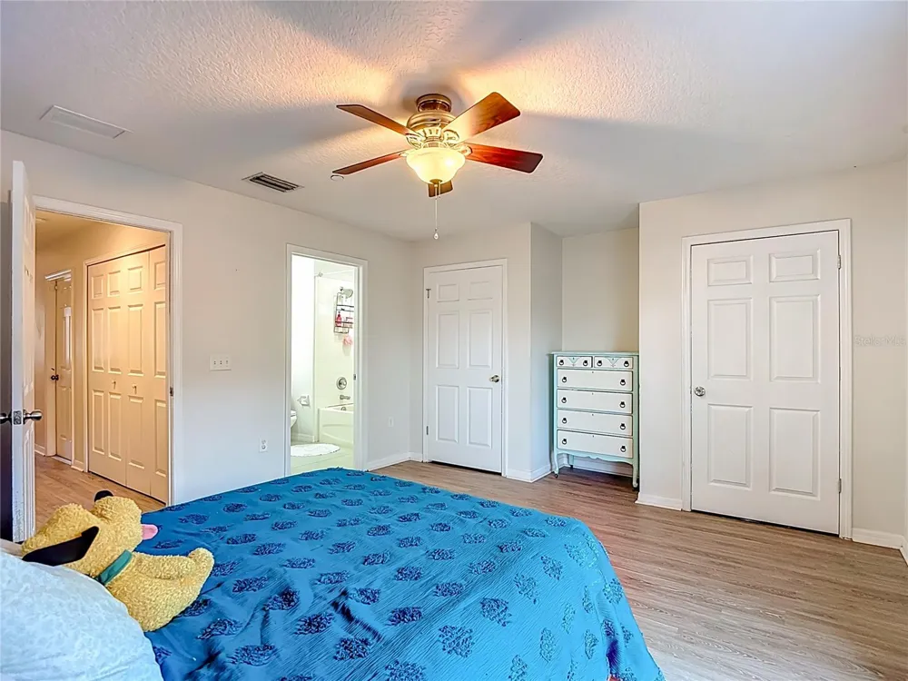 2426 MIDDLETON GROVE DRIVE Brandon, FL 33511