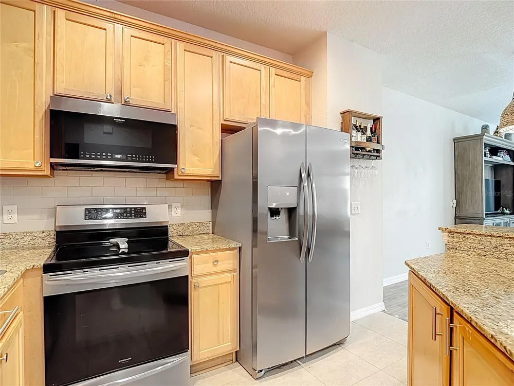 2426 MIDDLETON GROVE DRIVE Brandon, FL 33511