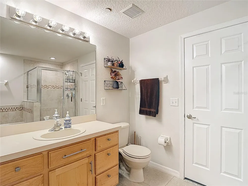 2426 MIDDLETON GROVE DRIVE Brandon, FL 33511