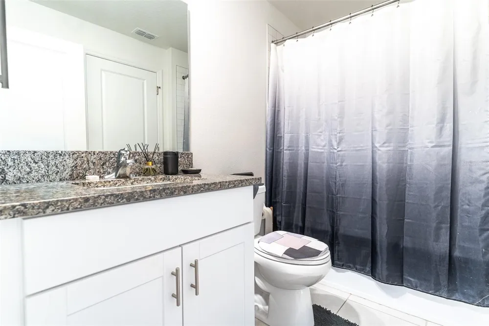 7014 RIPPLE POND LOOP Zephyrhills, FL 33541