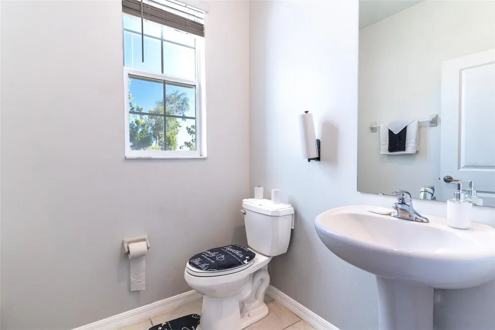 7014 RIPPLE POND LOOP Zephyrhills, FL 33541