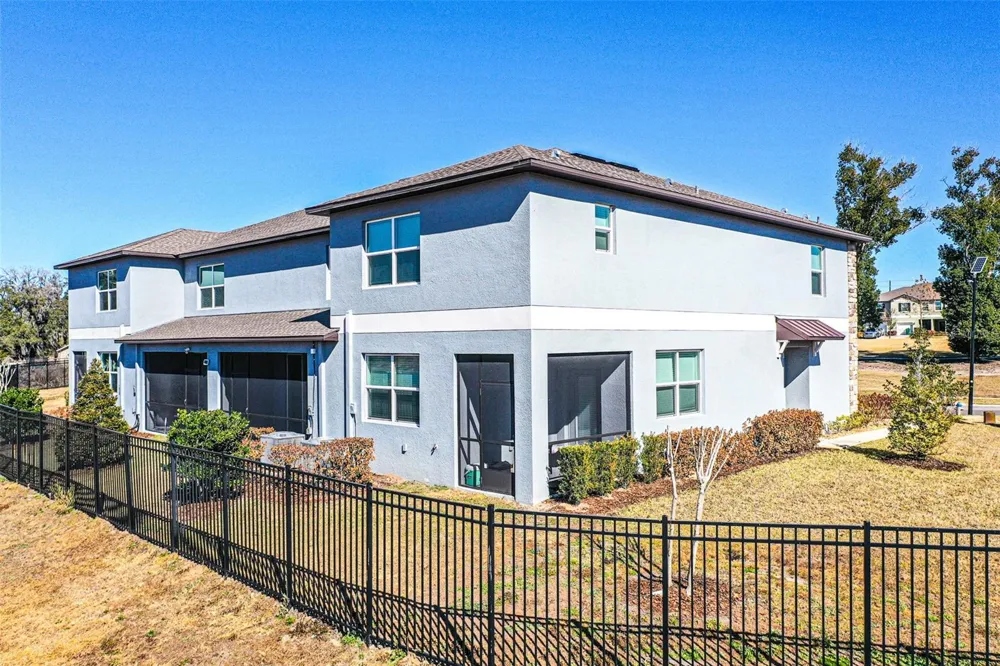 7014 RIPPLE POND LOOP Zephyrhills, FL 33541