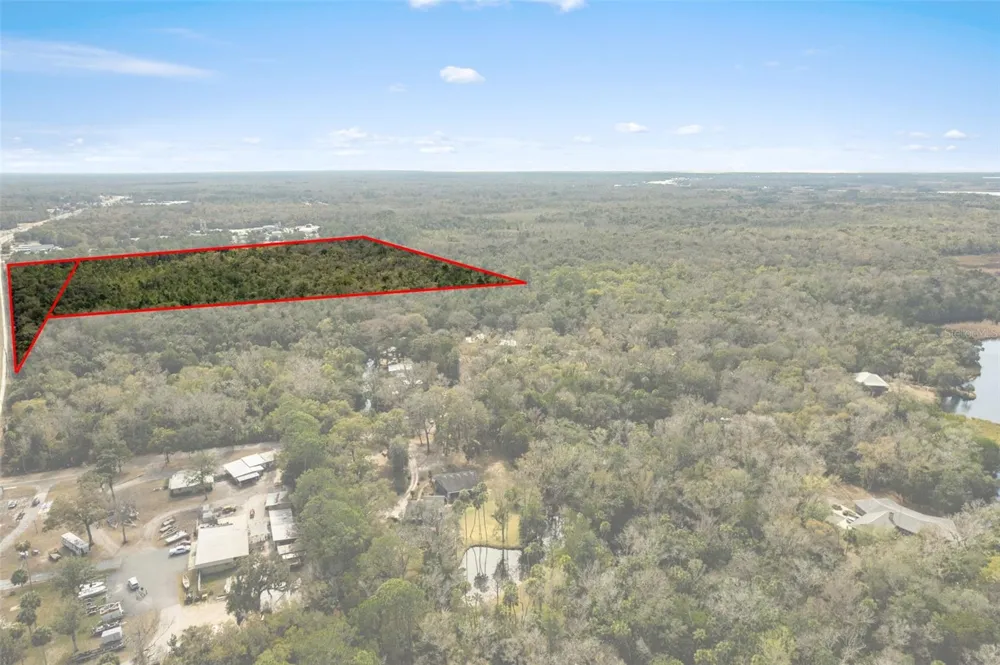 2872 S SUNCOAST BOULEVARD Homosassa, FL 34448