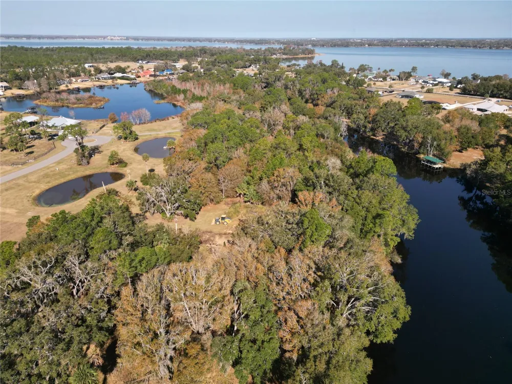 3672 HIDDEN RIVER LANE Tavares, FL 32778