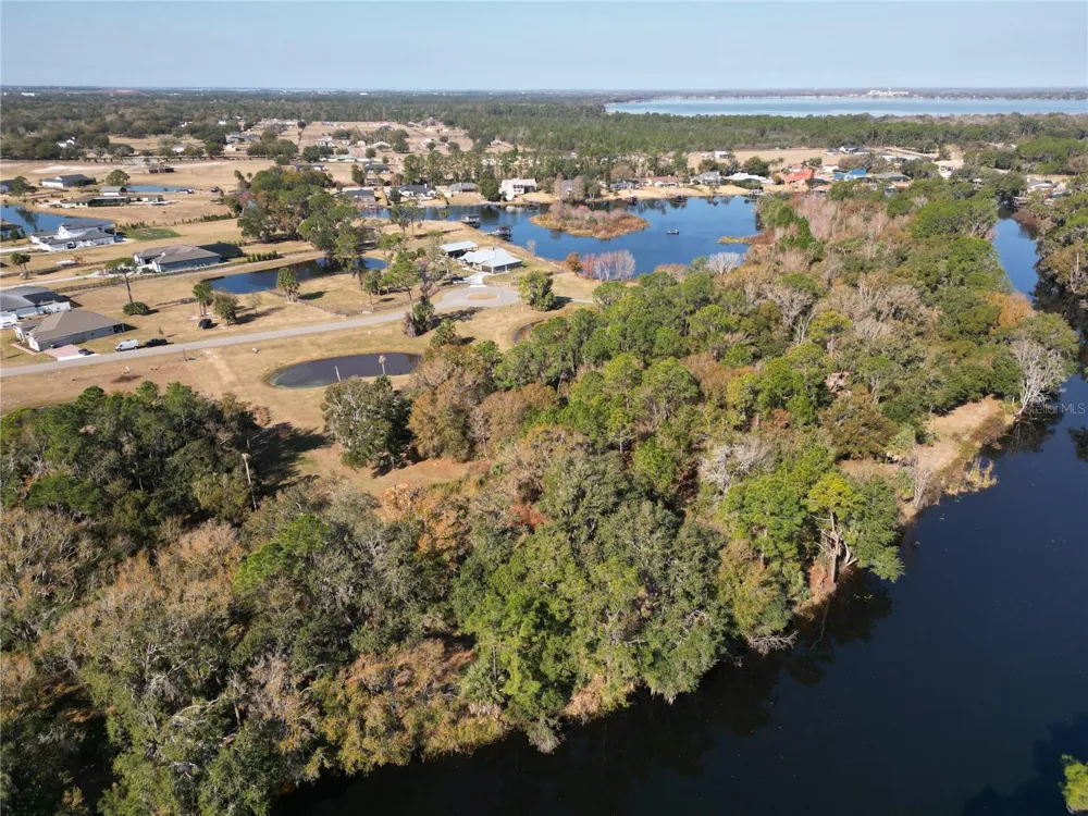 3672 HIDDEN RIVER LANE Tavares, FL 32778