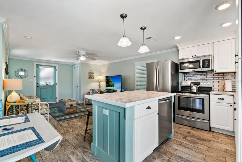 305 57TH STREET #B Holmes Beach, FL 34217