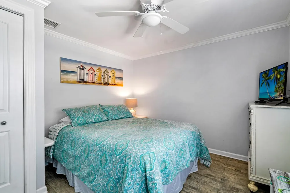 305 57TH STREET #B Holmes Beach, FL 34217