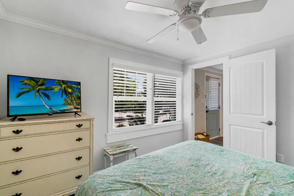 305 57TH STREET #B Holmes Beach, FL 34217