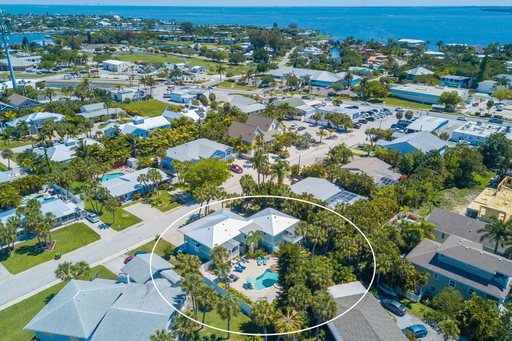 305 57TH STREET #B Holmes Beach, FL 34217