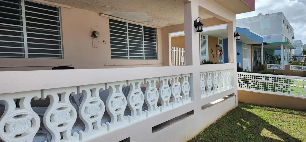 CALLE 8 BRISAS DE CEIBA #86 Ceiba, PR 00735