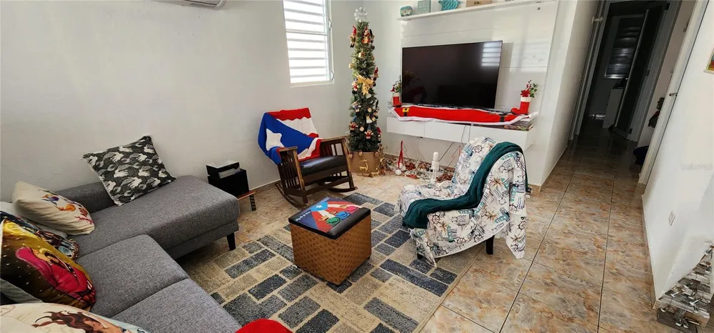 CALLE 8 BRISAS DE CEIBA #86 Ceiba, PR 00735