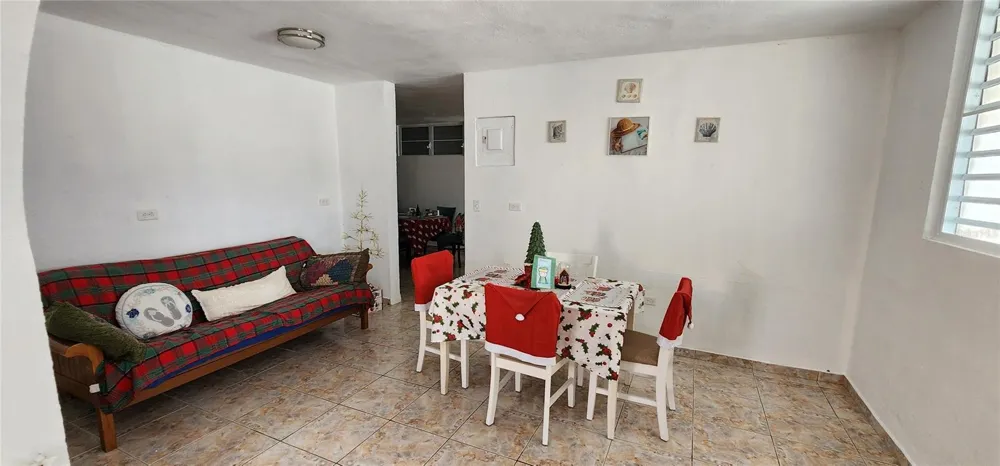 CALLE 8 BRISAS DE CEIBA #86 Ceiba, PR 00735