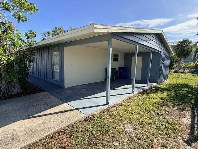 600 RUSSELL STREET Longboat Key, FL 34228
