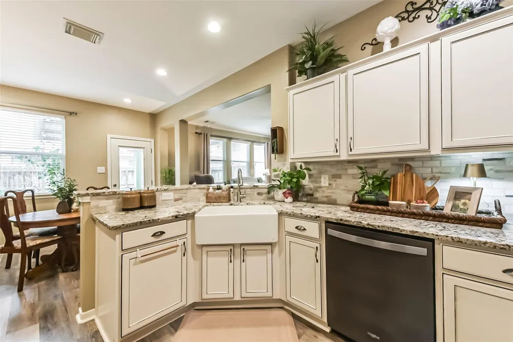 4415 Park Trail Lane Pasadena, TX 77505