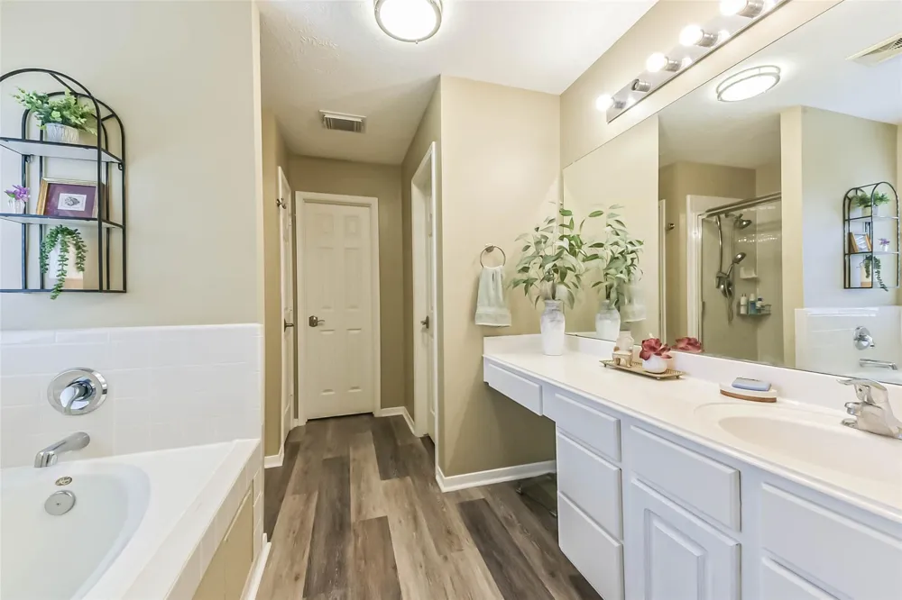 4415 Park Trail Lane Pasadena, TX 77505