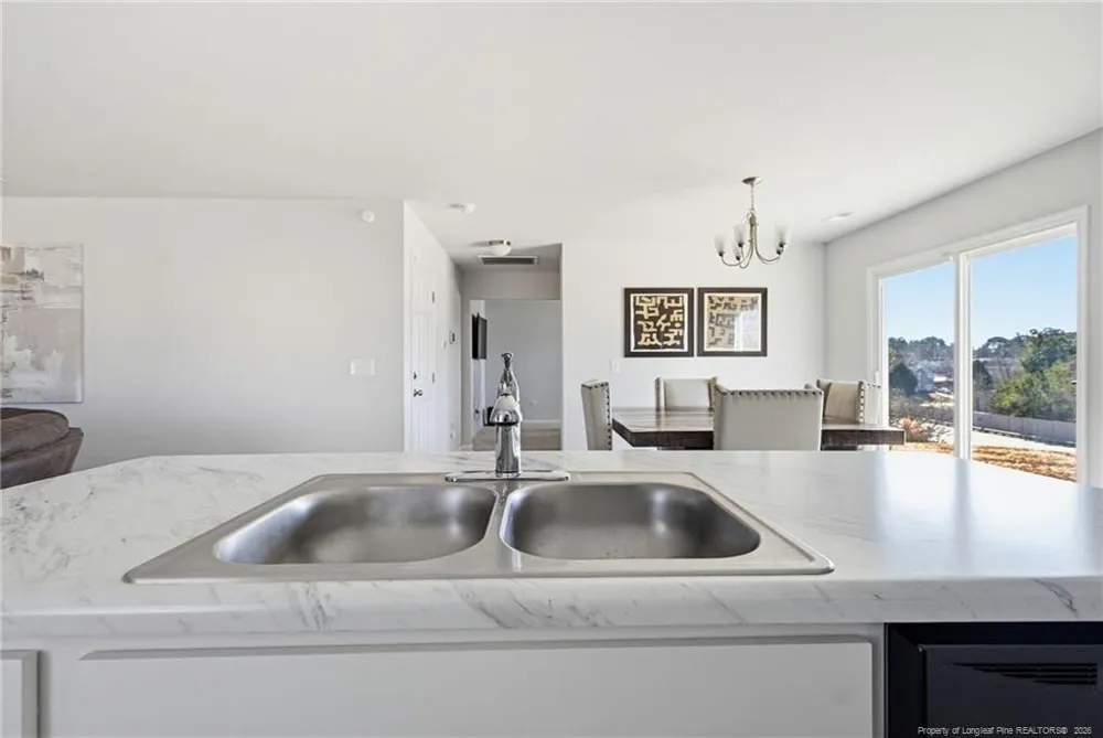 913 Sapphire Stone Lane Hope Mills, NC 28348