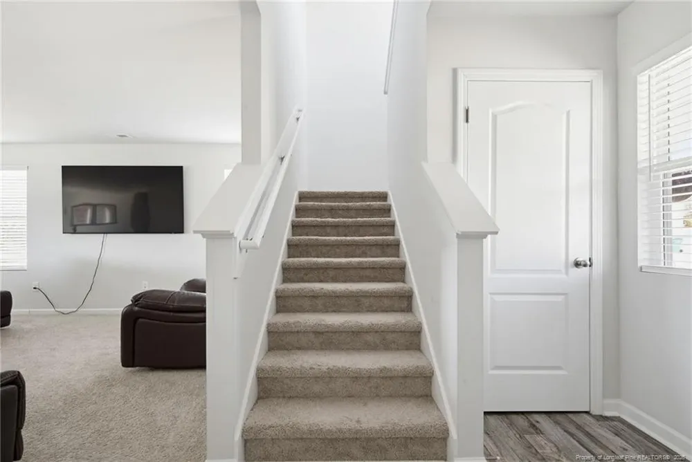 913 Sapphire Stone Lane Hope Mills, NC 28348