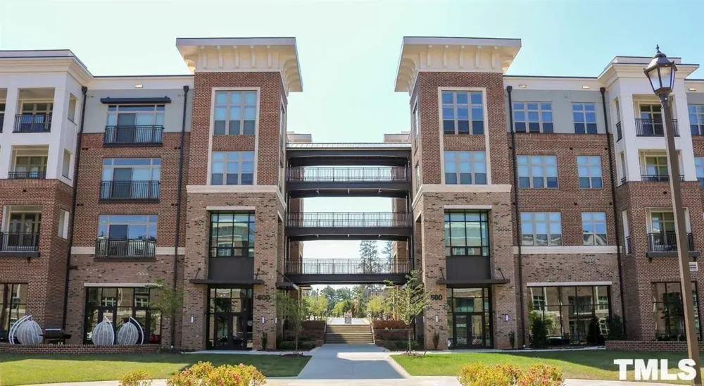 600 Carraway Crossing #B1 Chapel Hill, NC 27516