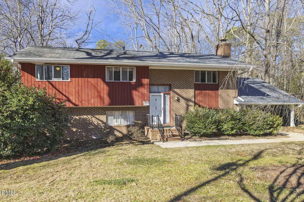 908 Tanglewood Drive