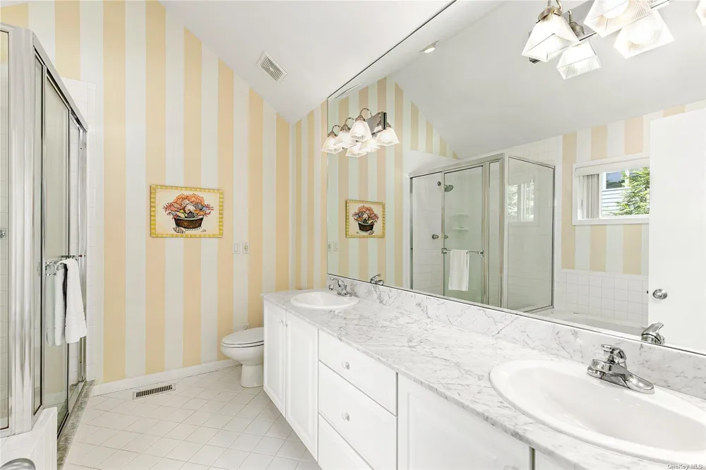 43 Bridle Path Westhampton Beach, NY 11978