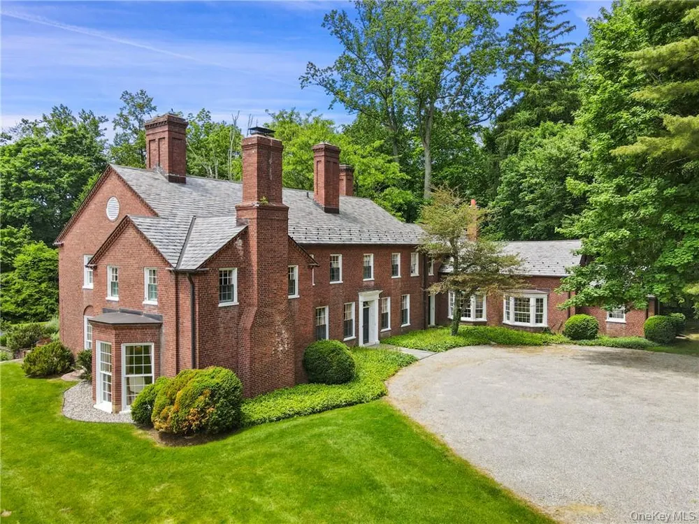 99 Cantitoe Street Katonah, NY 10536